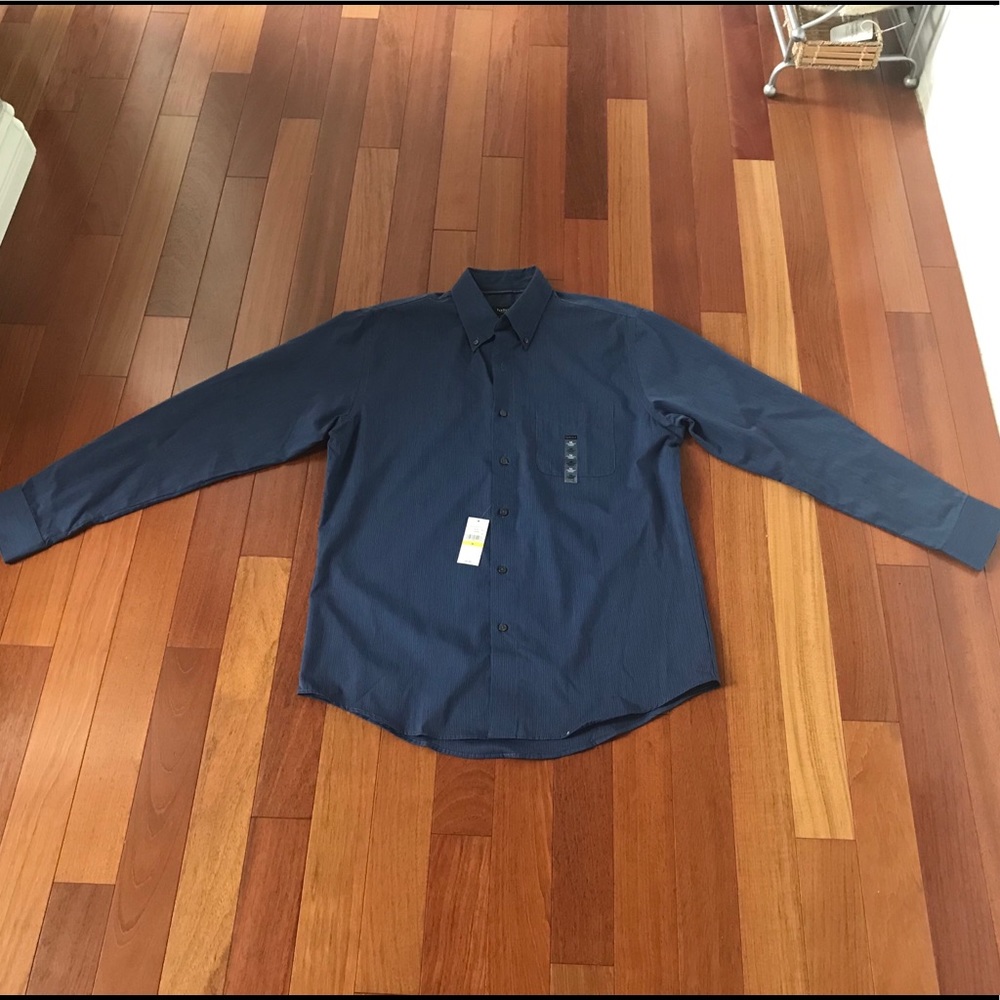 Van Heusen dress shirt medium 15 1/2 new with tags